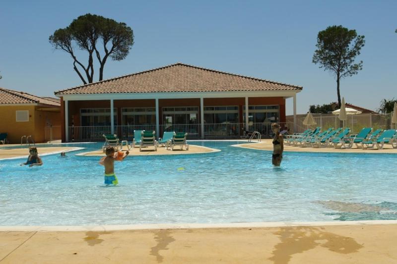 Maison Climatisee Avec Piscine Chauffee กัลวีสซง ภายนอก รูปภาพ