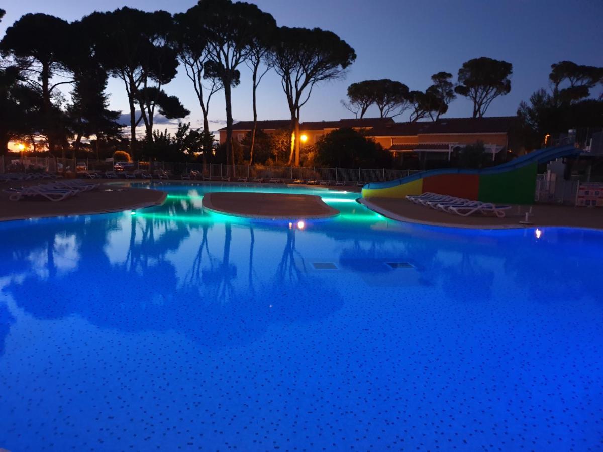 Maison Climatisee Avec Piscine Chauffee กัลวีสซง ภายนอก รูปภาพ
